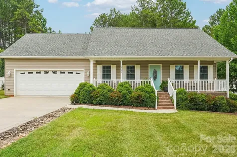 2182 Evergreen Drive Newton NC 28658