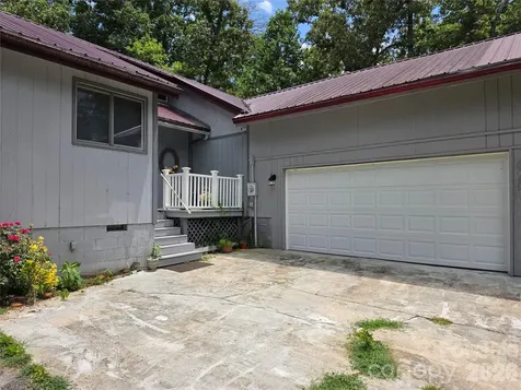 214 Big Bear Boulevard Old Fort NC 28762