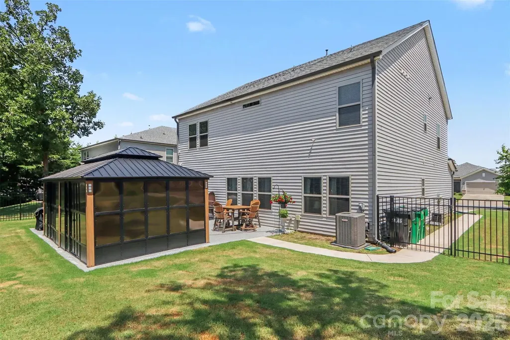 11140 Comiskey Lane Charlotte NC 28273