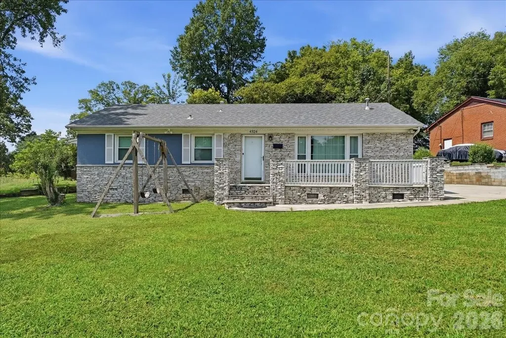 4324 Hidden Valley Road Charlotte NC 28213