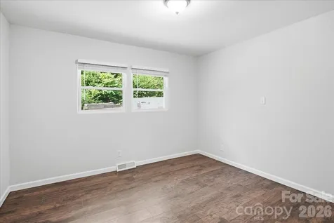 4324 Hidden Valley Road Charlotte NC 28213