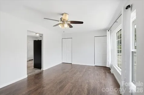 4324 Hidden Valley Road Charlotte NC 28213