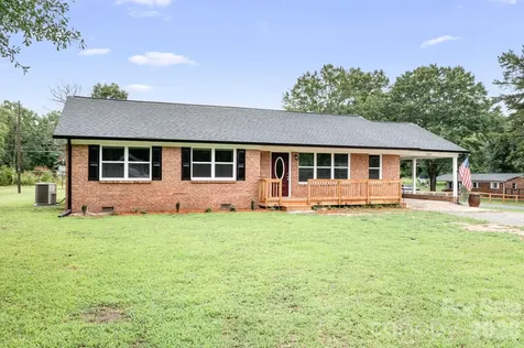 3388 Rhyne Forest Road Iron Station NC 28080