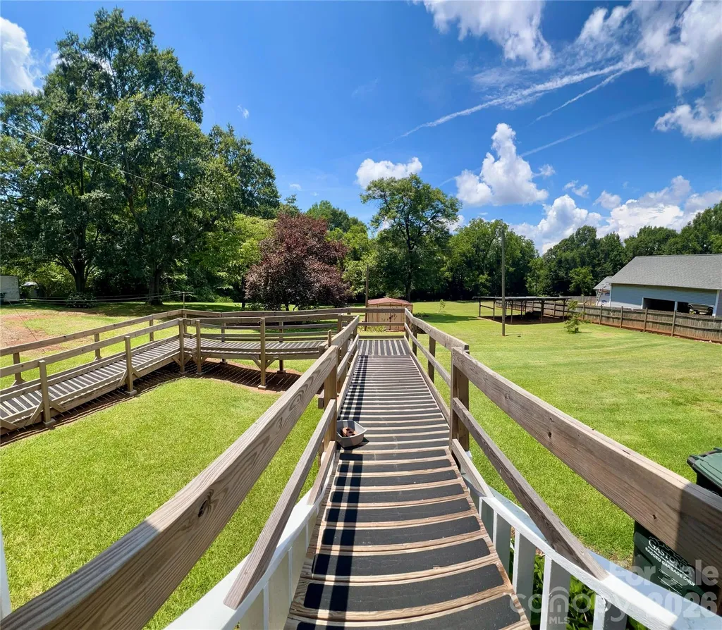 2307 Mclean Street Gastonia NC 28054