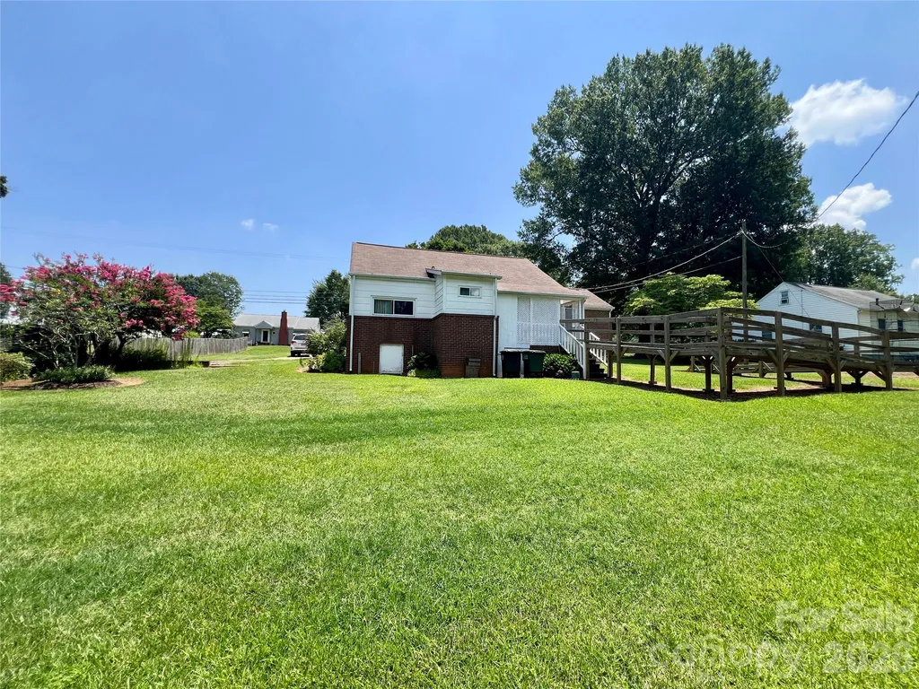 2307 Mclean Street Gastonia NC 28054