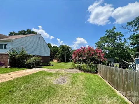 2307 Mclean Street Gastonia NC 28054