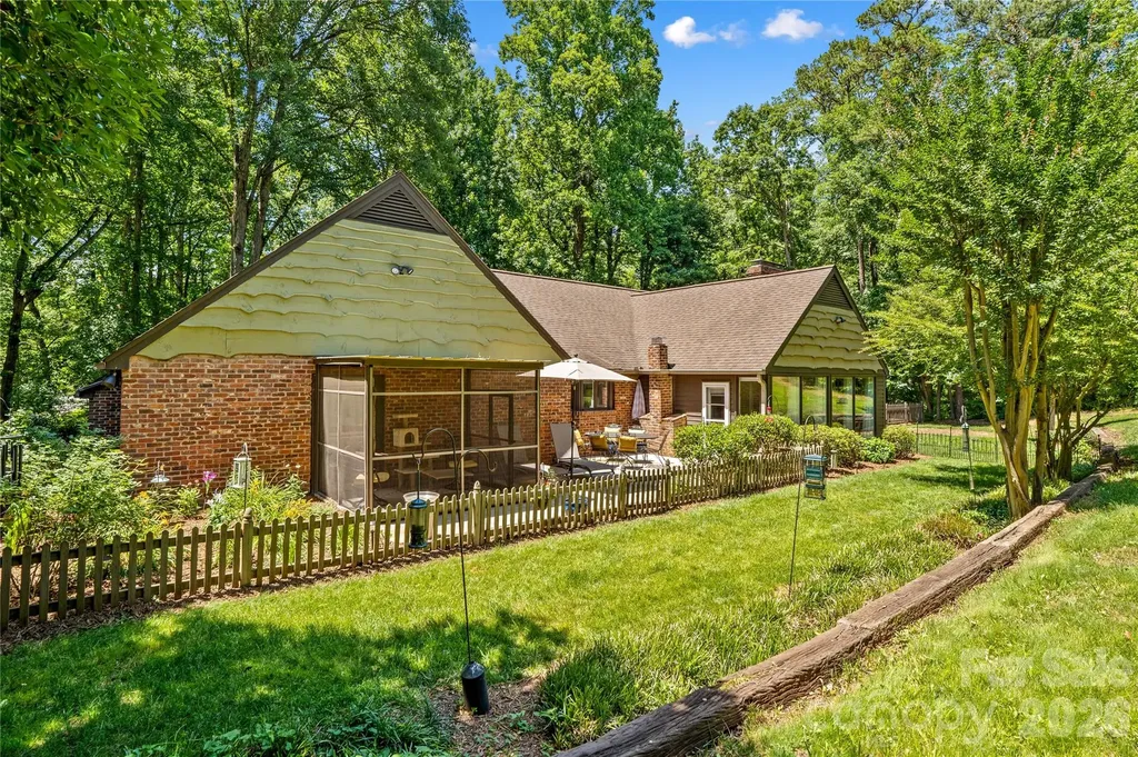 203 Wickersham Drive Statesville NC 28625