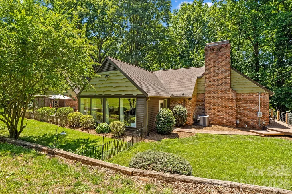 203 Wickersham Drive Statesville NC 28625