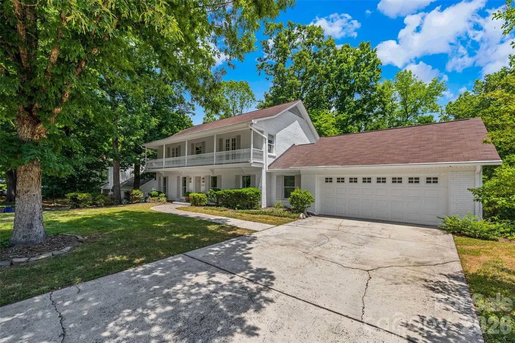 1340 Piccadilly Drive Charlotte NC 28211