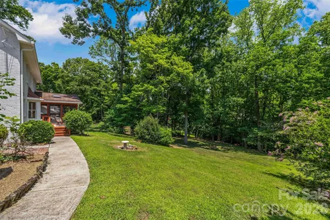1340 Piccadilly Drive Charlotte NC 28211