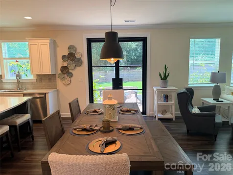 5070 Watersail Way Lake Wylie SC 29710