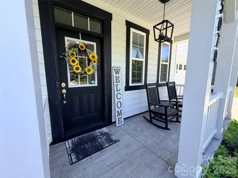 5070 Watersail Way Lake Wylie SC 29710