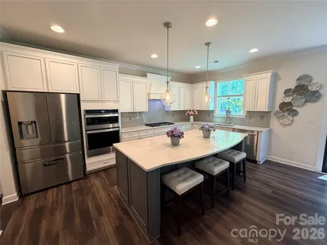 5070 Watersail Way Lake Wylie SC 29710