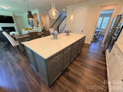 5070 Watersail Way Lake Wylie SC 29710