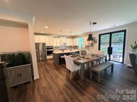 5070 Watersail Way Lake Wylie SC 29710