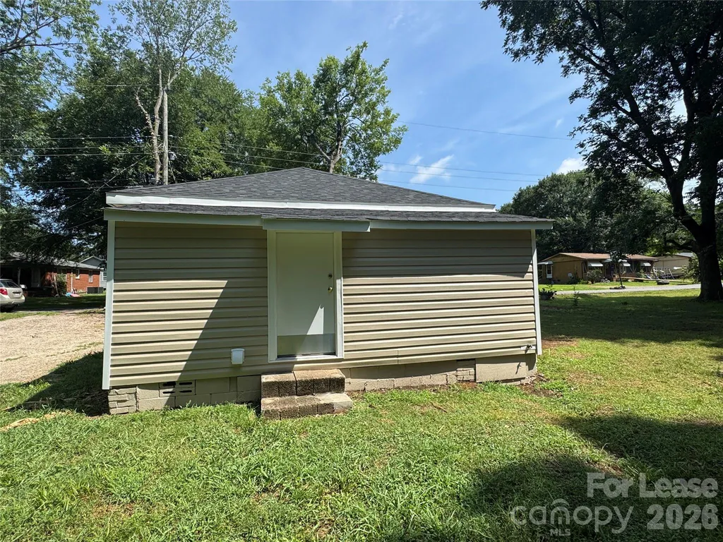 515 Costner Street Mount Holly NC 28120