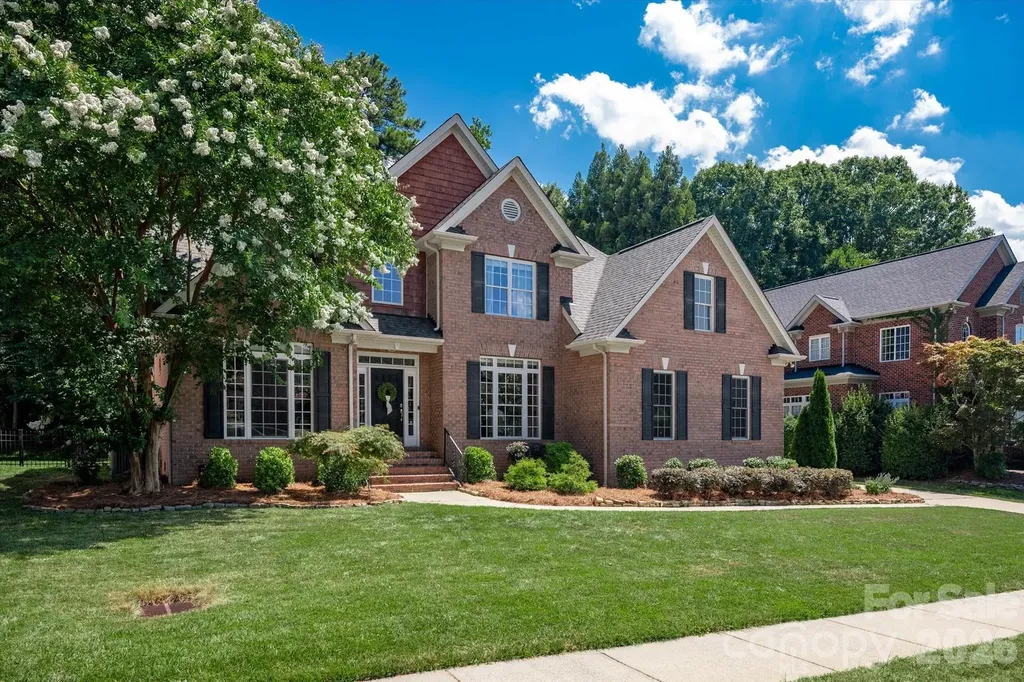 7102 Edenderry Drive Charlotte NC 28270