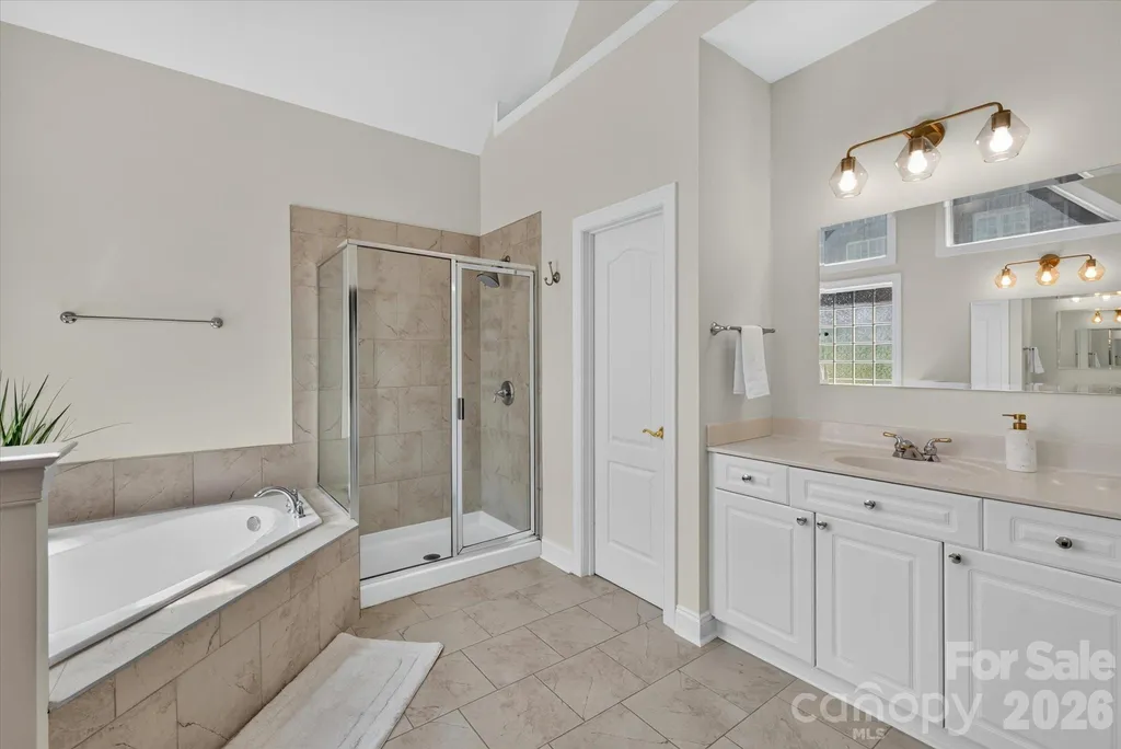 7102 Edenderry Drive Charlotte NC 28270