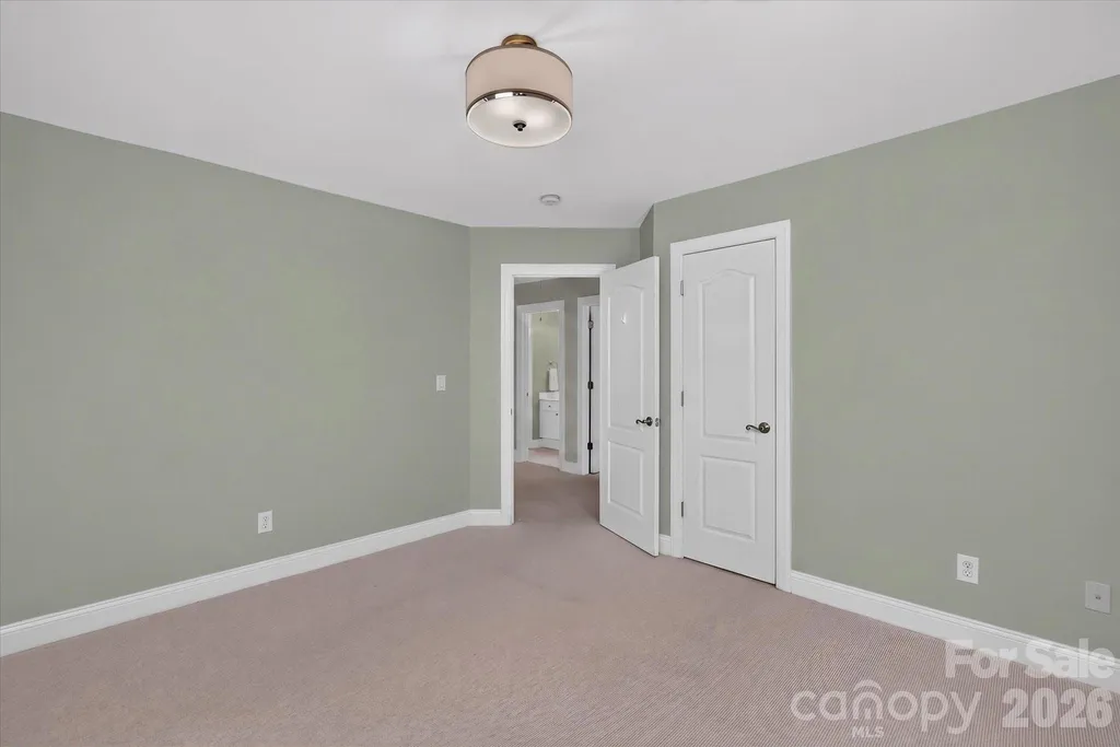 7102 Edenderry Drive Charlotte NC 28270
