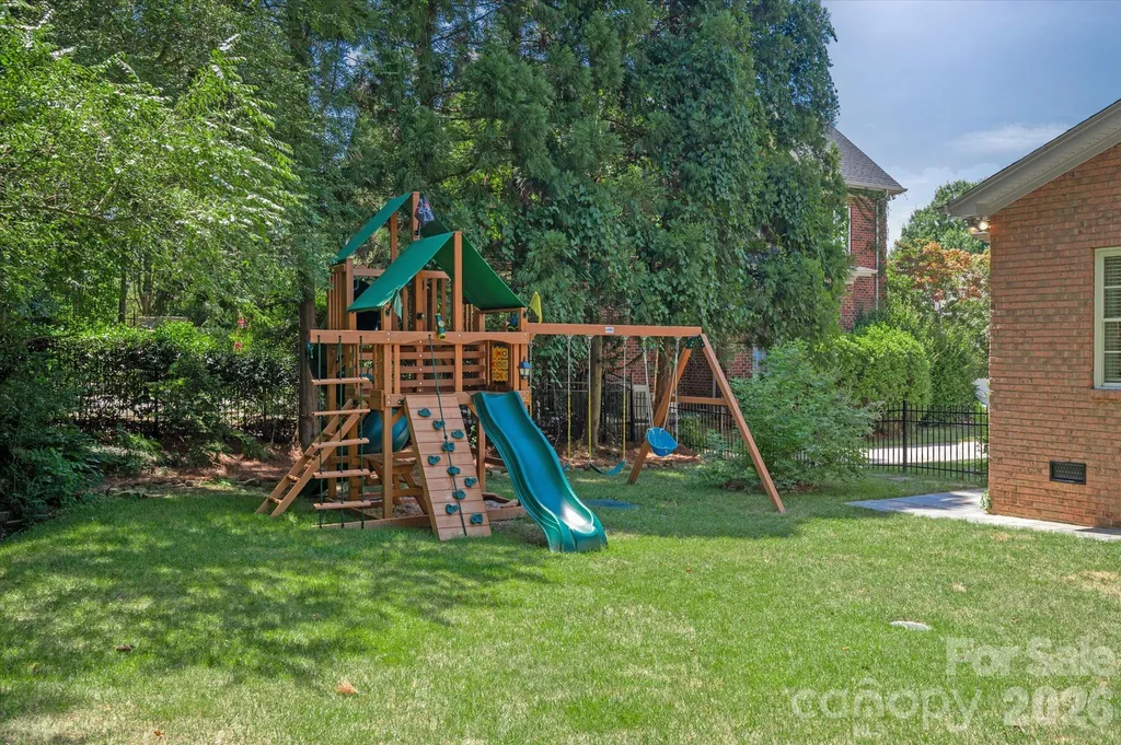7102 Edenderry Drive Charlotte NC 28270