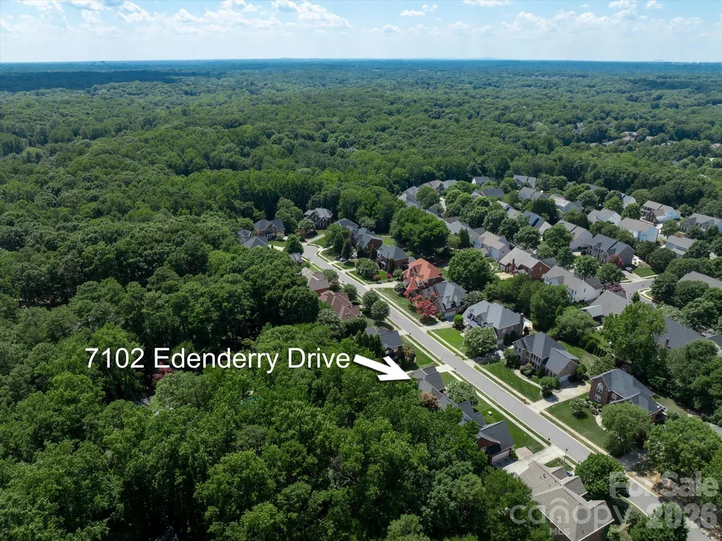 7102 Edenderry Drive Charlotte NC 28270