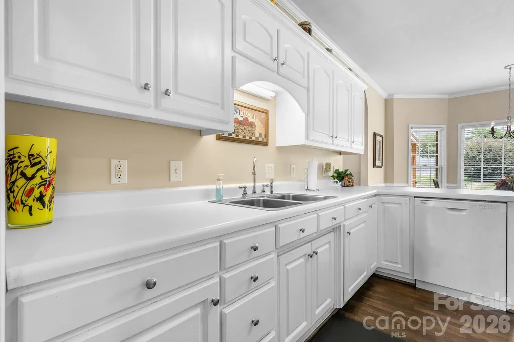 3992 Brickfield Street Hickory NC 28602