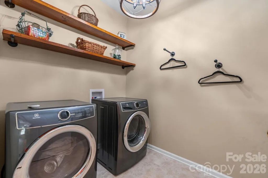 3992 Brickfield Street Hickory NC 28602
