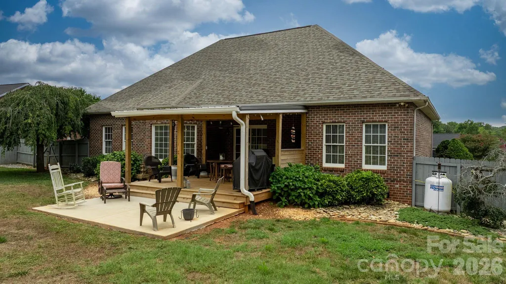 3992 Brickfield Street Hickory NC 28602