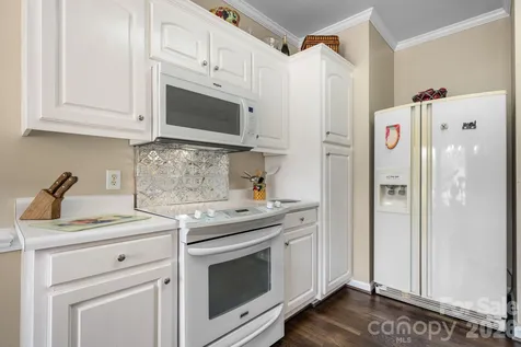 3992 Brickfield Street Hickory NC 28602