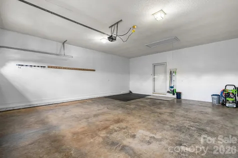 3992 Brickfield Street Hickory NC 28602
