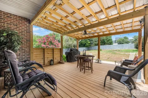 3992 Brickfield Street Hickory NC 28602