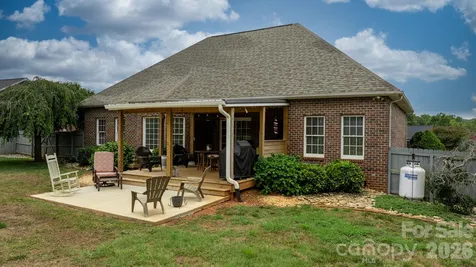 3992 Brickfield Street Hickory NC 28602