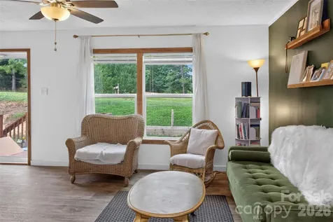 742 Sidney Cornwell Drive Catawba SC 29704