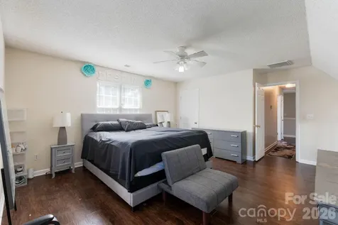 5782 Dove Point Drive SW Concord NC 28025
