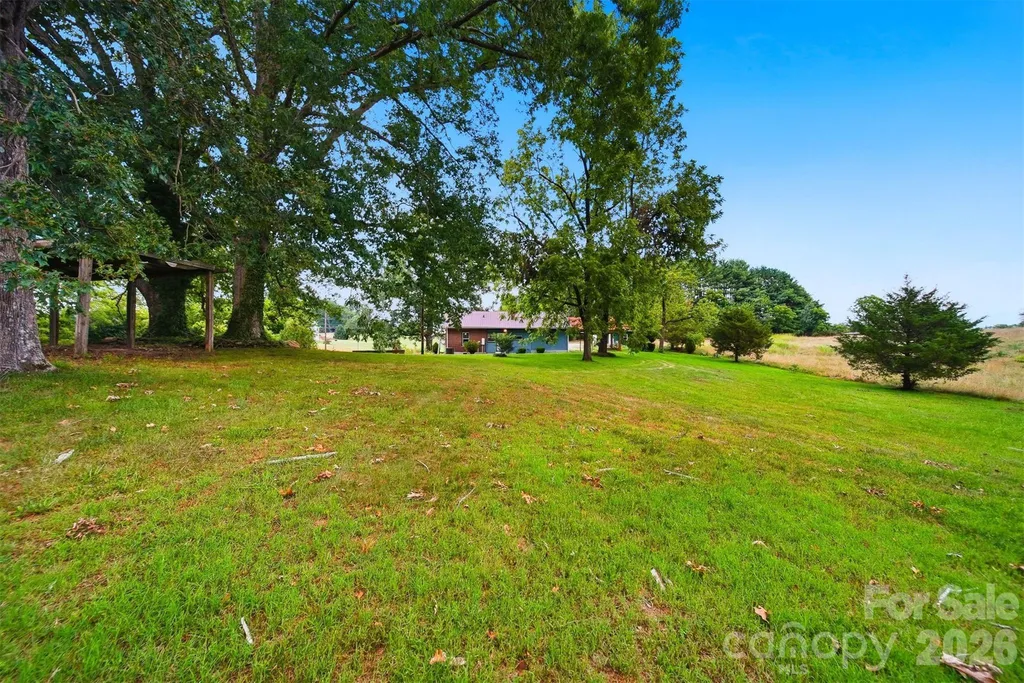 8134 Rhodhiss Road Connelly Springs NC 28612