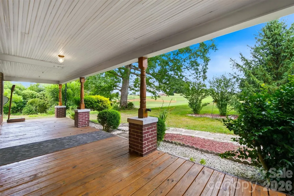 8134 Rhodhiss Road Connelly Springs NC 28612