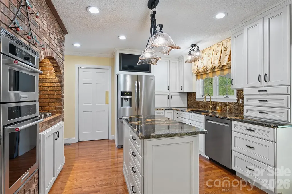 121 Fortner Drive Waynesville NC 28786
