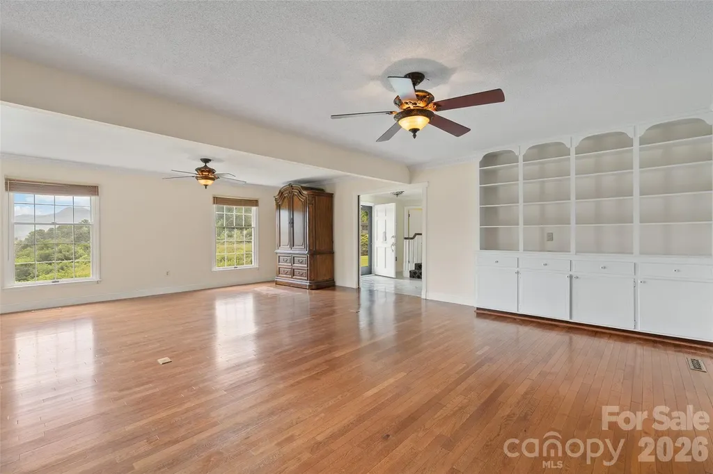 121 Fortner Drive Waynesville NC 28786