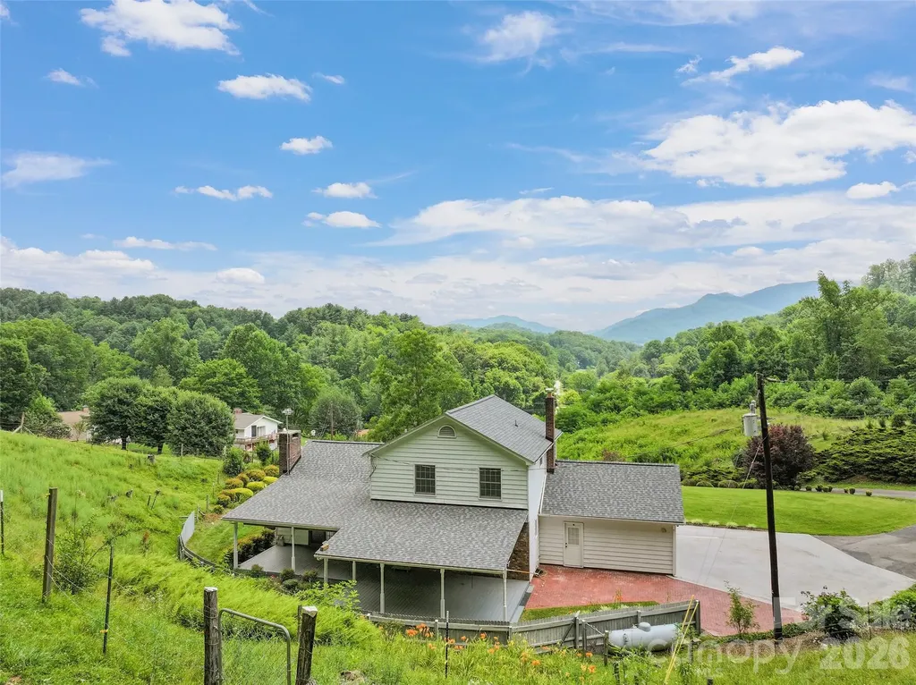 121 Fortner Drive Waynesville NC 28786