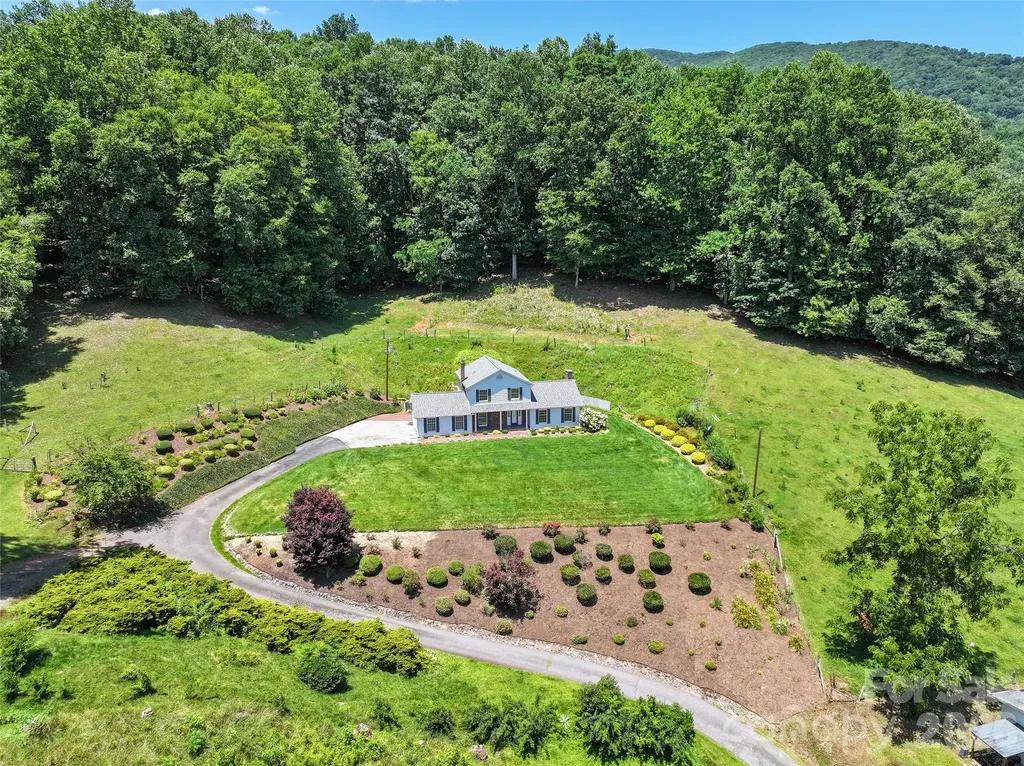 121 Fortner Drive Waynesville NC 28786