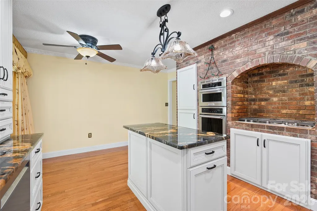 121 Fortner Drive Waynesville NC 28786