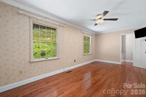 121 Fortner Drive Waynesville NC 28786