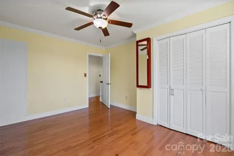 121 Fortner Drive Waynesville NC 28786