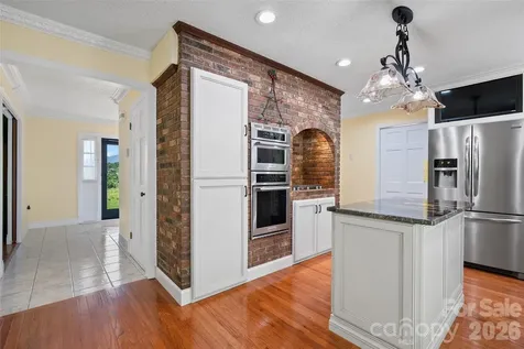 121 Fortner Drive Waynesville NC 28786