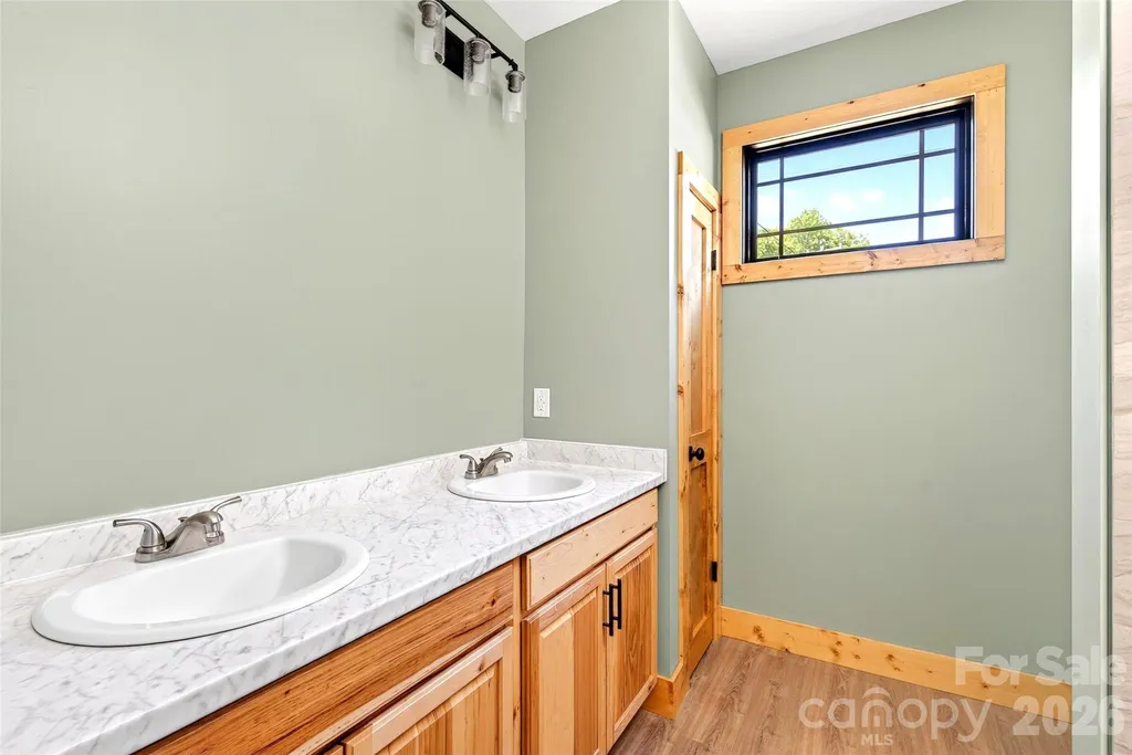 1652 Doggett Road Forest City NC 28043