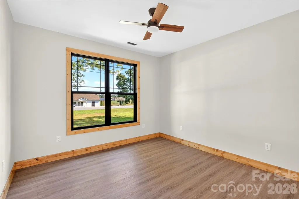 1652 Doggett Road Forest City NC 28043