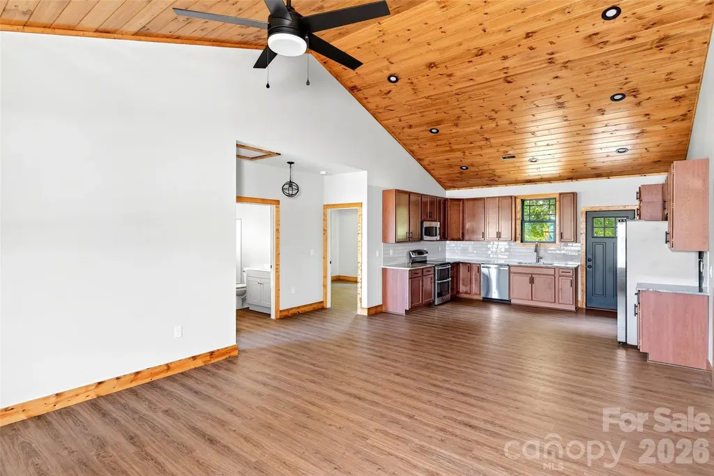 1652 Doggett Road Forest City NC 28043