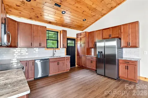 1652 Doggett Road Forest City NC 28043