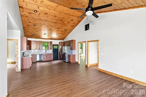 1652 Doggett Road Forest City NC 28043