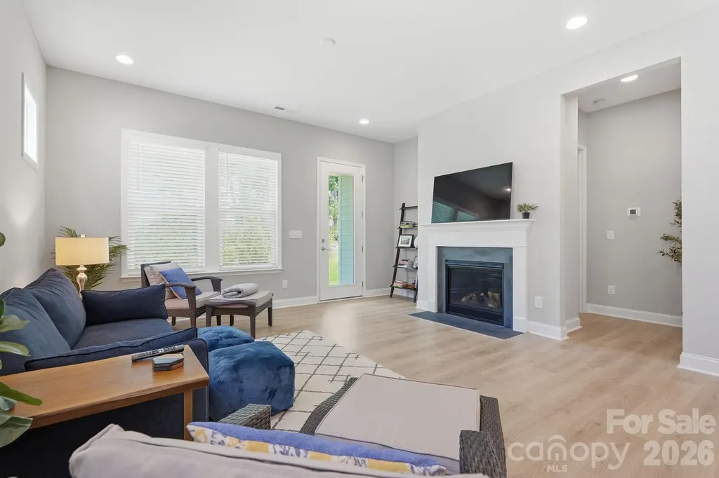 17138 Sand Bank Road Charlotte NC 28278